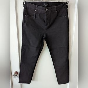 Universal Standard Seine High Rise Skinny Jeans